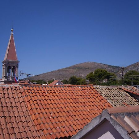 Dobra Apartments Trogir Bagian luar foto