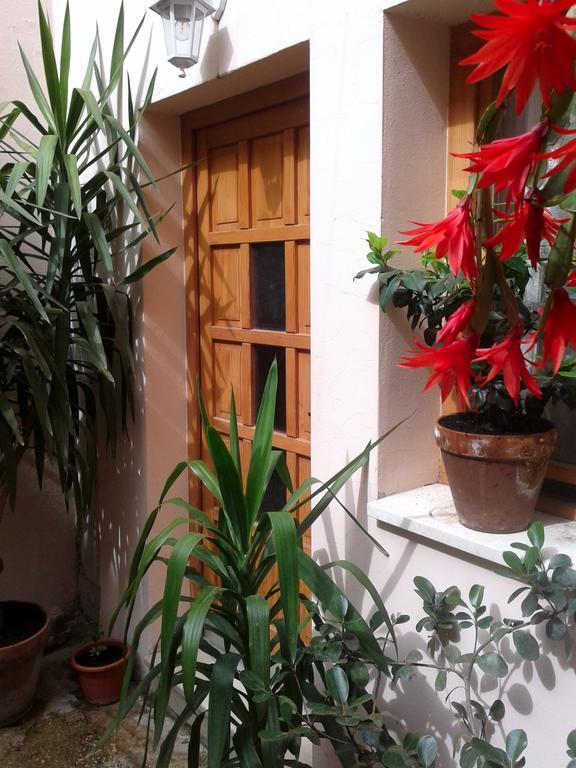 Dobra Apartments Trogir Bagian luar foto