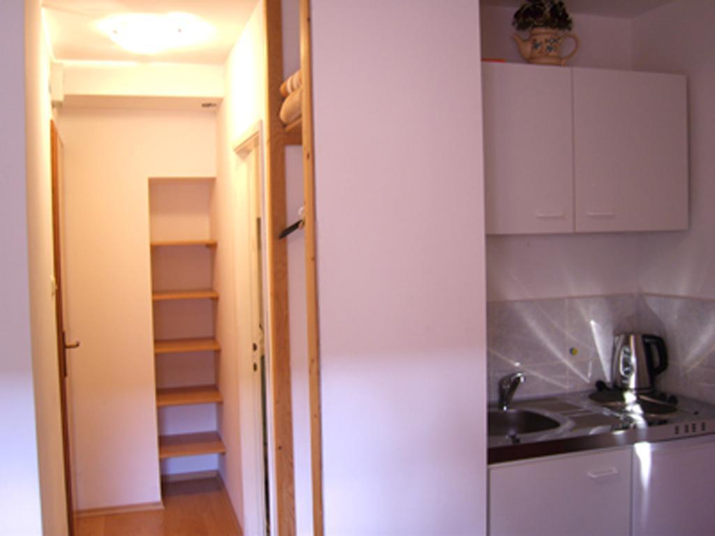 Dobra Apartments Trogir Ruang foto