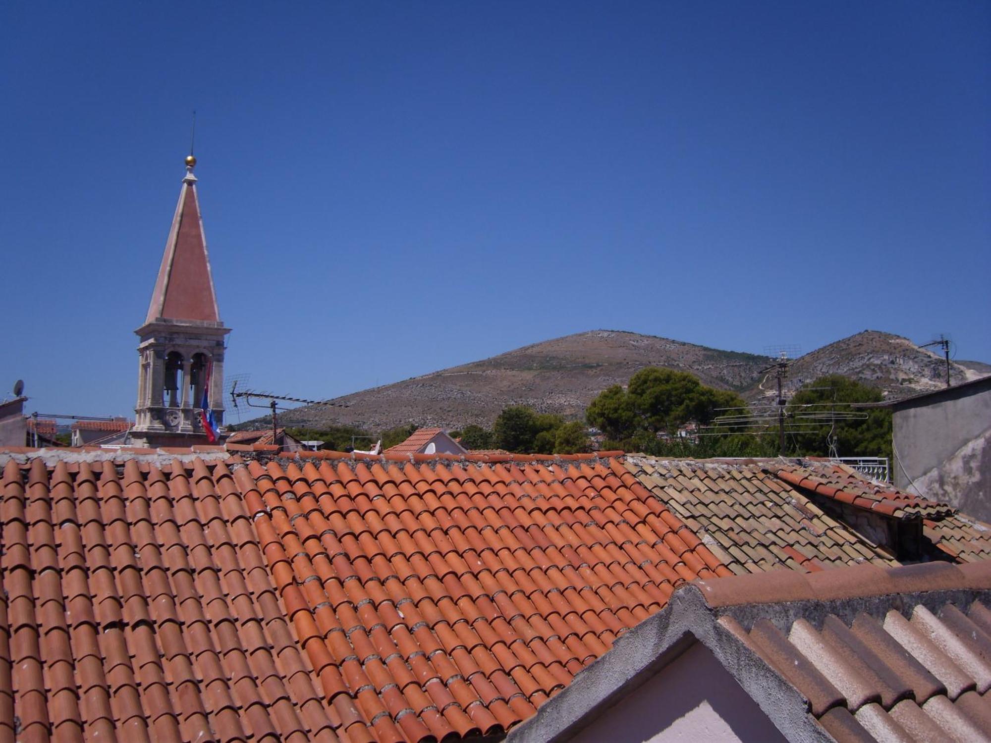 Dobra Apartments Trogir Bagian luar foto