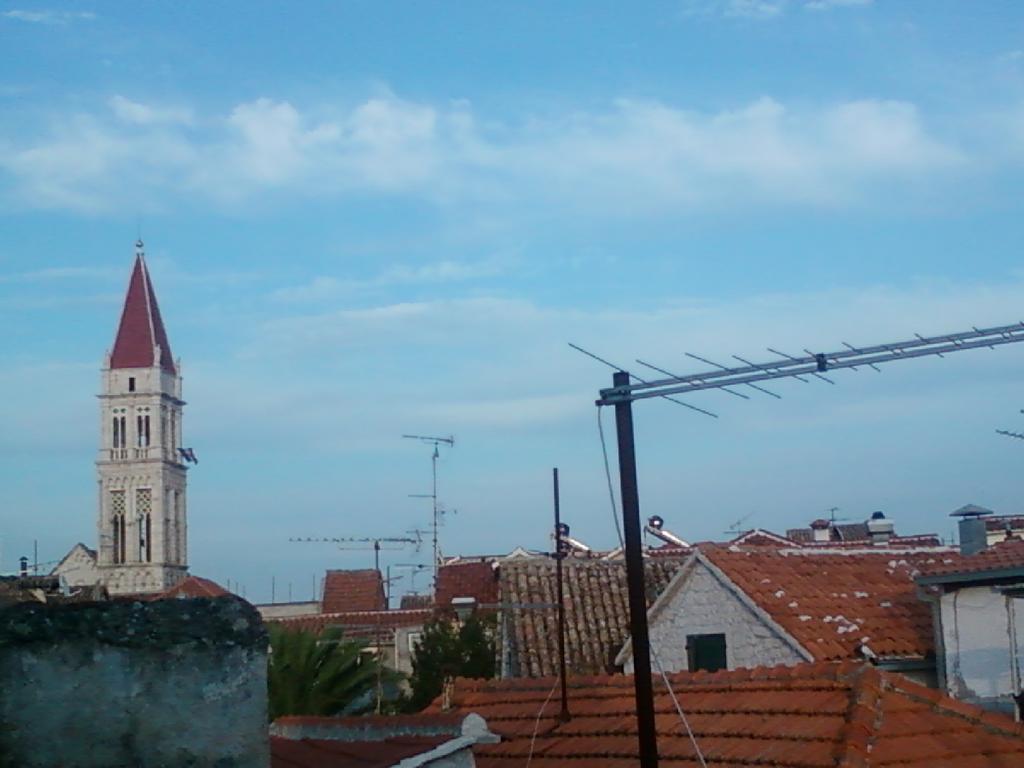 Dobra Apartments Trogir Bagian luar foto