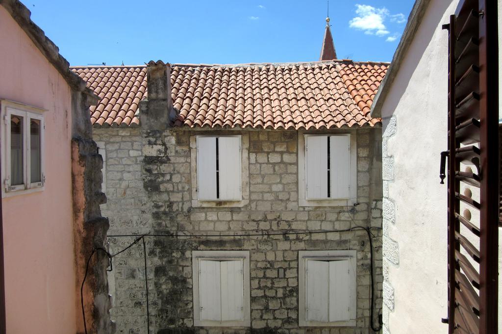 Dobra Apartments Trogir Bagian luar foto