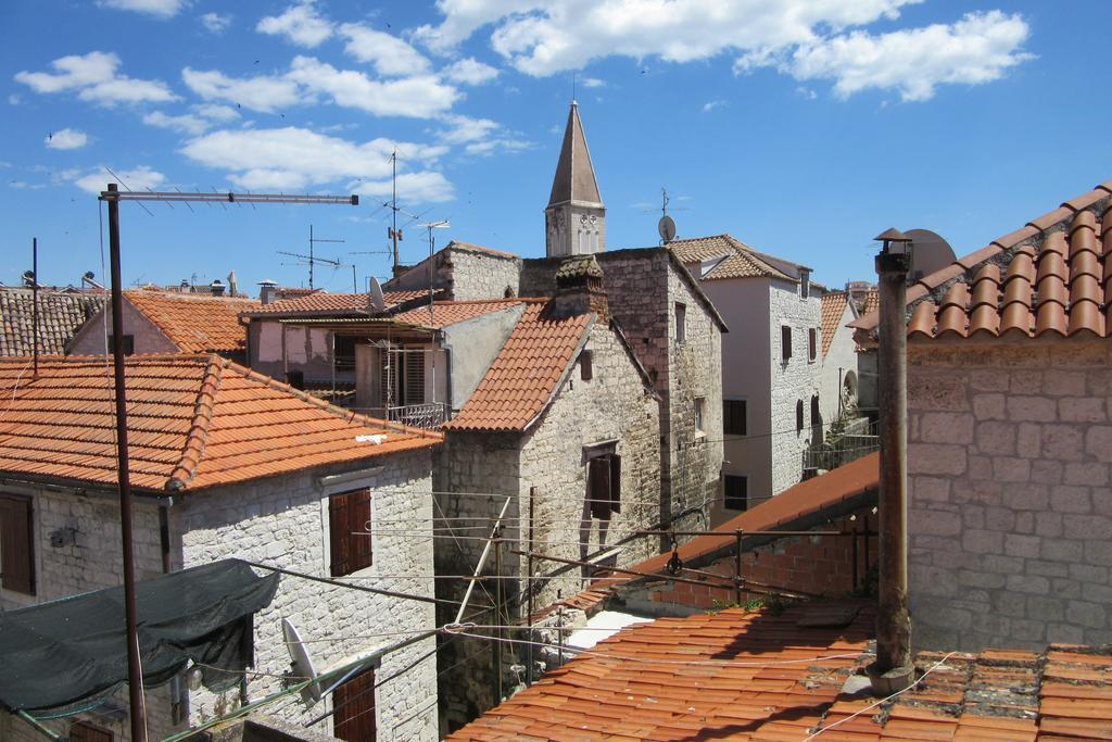 Dobra Apartments Trogir Bagian luar foto
