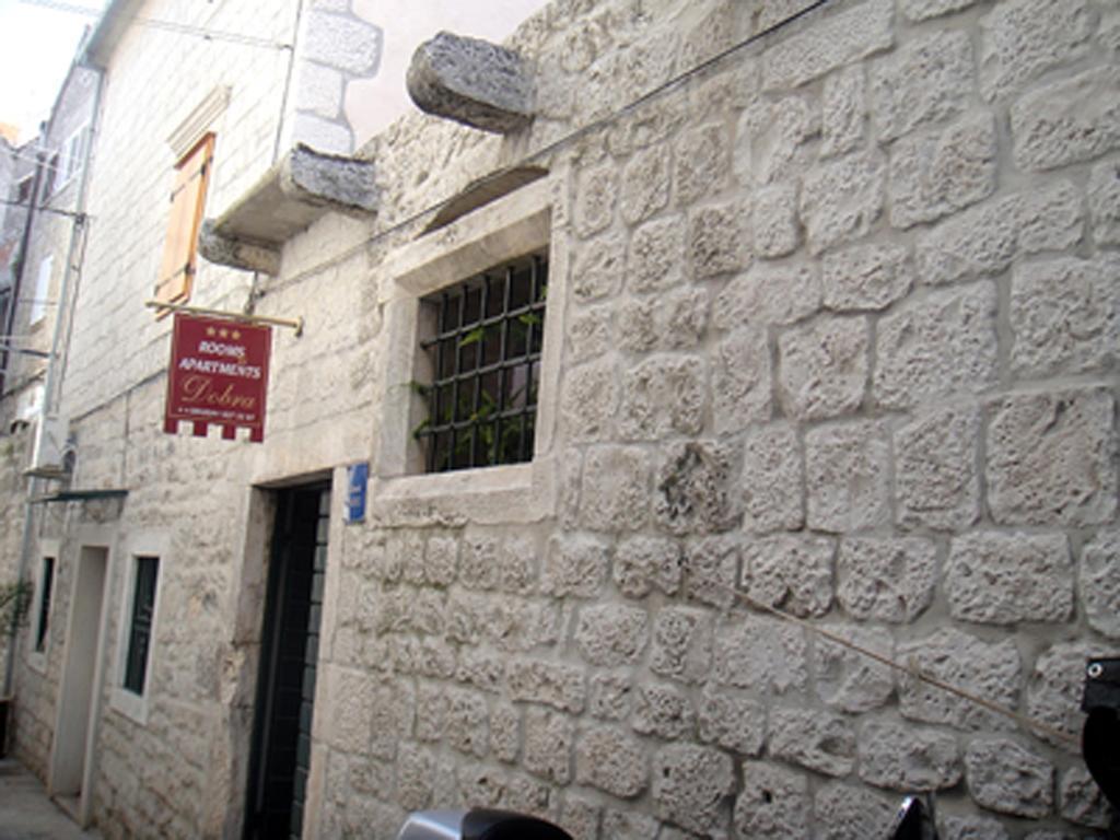 Dobra Apartments Trogir Bagian luar foto