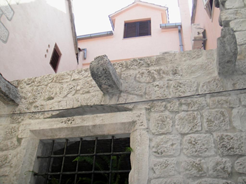 Dobra Apartments Trogir Bagian luar foto